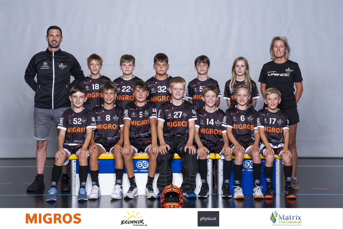 Junioren D schwarz_UHC Sarganserland_Saison 2025-2026_01 (1) (2) Junioren D schwarz_UHC Sarganserland_Saison 2025-2026_01 (1) (2)