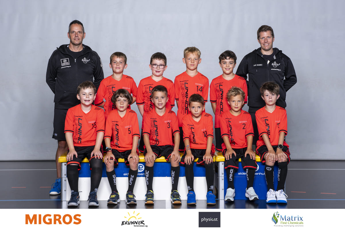 Junioren E orange_UHC Sarganserland_Saison 2025-2026_01 (1) Junioren E orange_UHC Sarganserland_Saison 2025-2026_01 (1)